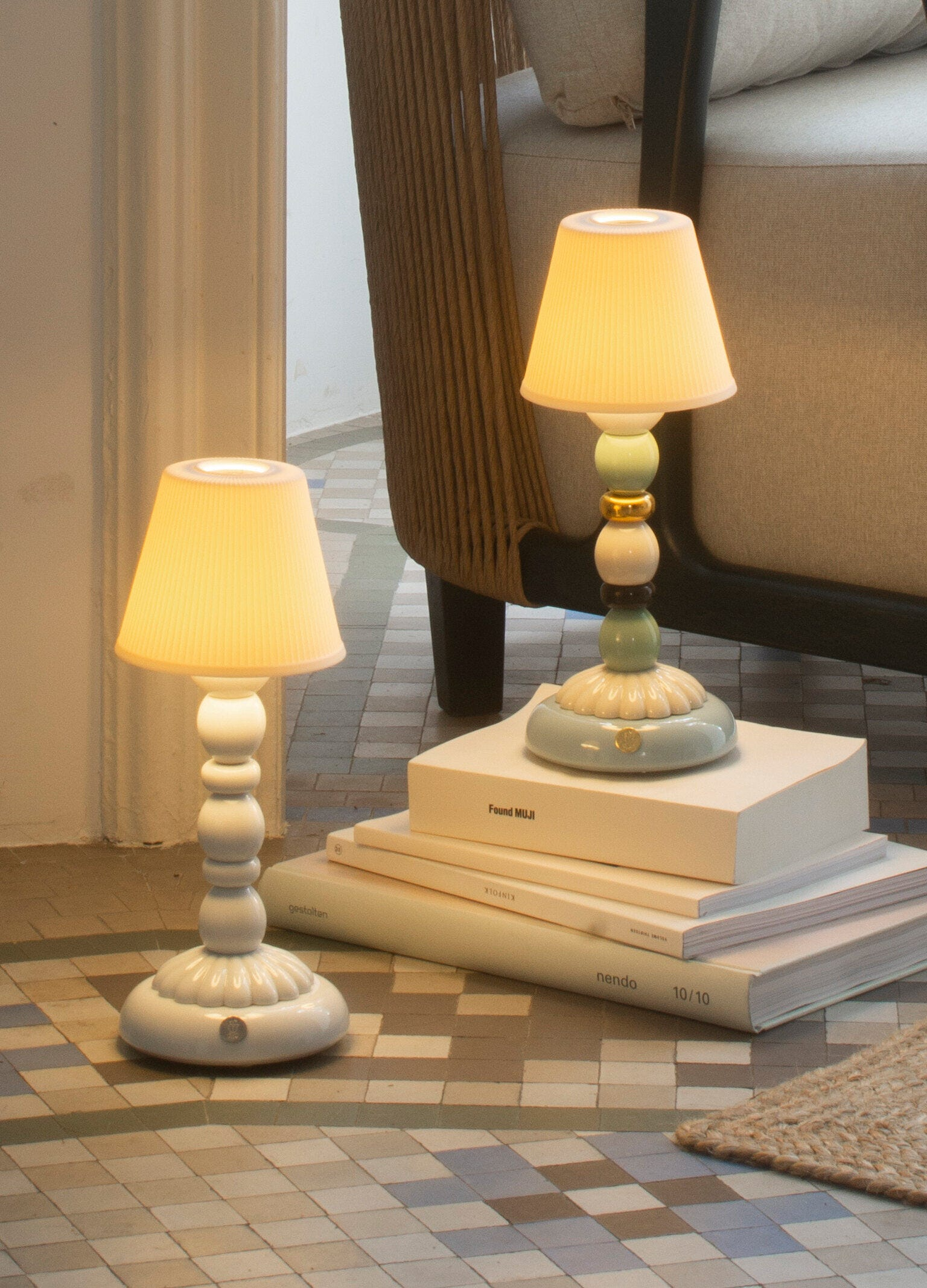 Lladró - Palm Firefly Golden Fall Table Lamp - Green and Blue
