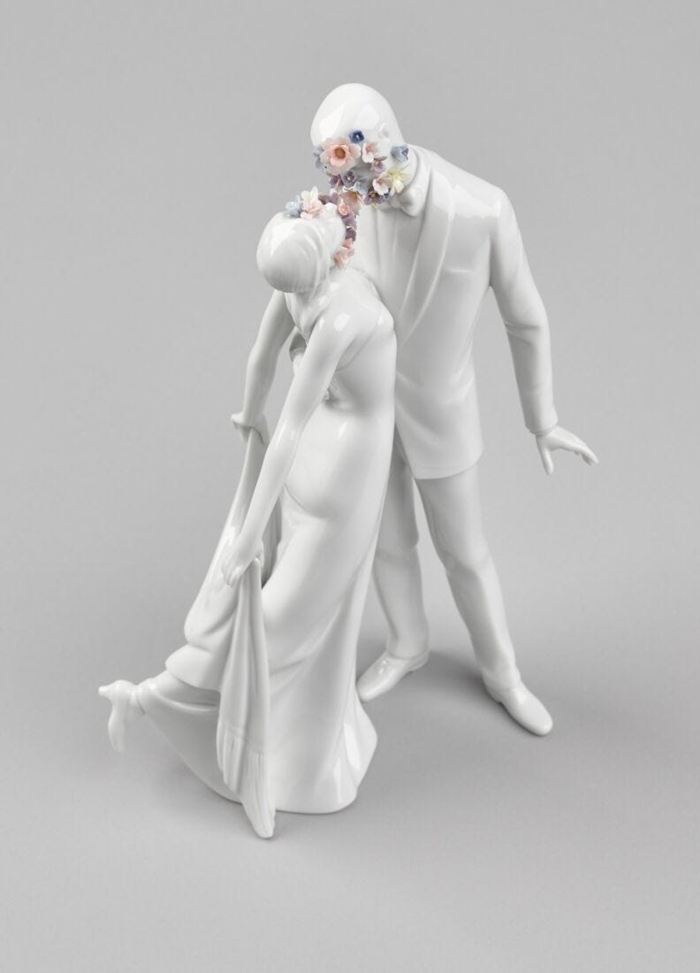 Lladró - Love I (Blossoms) - Sculpture