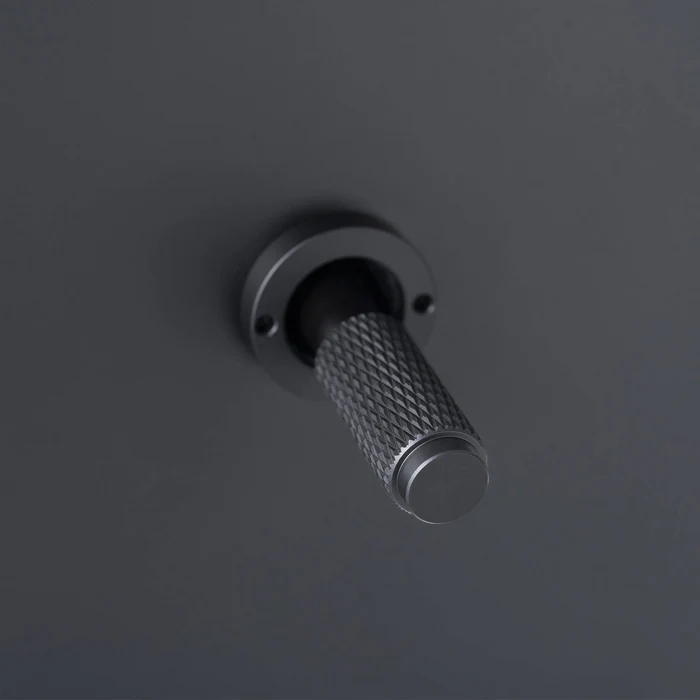 Buster & Punch - 2G Toggle 2-Way Cross - Black Finish