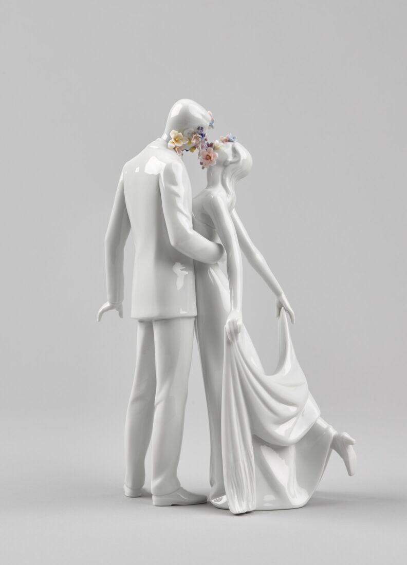 Lladró - Love I (Blossoms) - Sculpture
