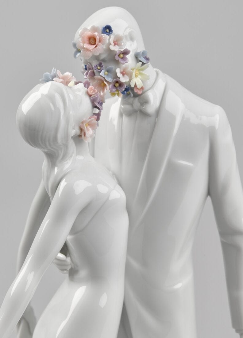Lladró - Love I (Blossoms) - Sculpture