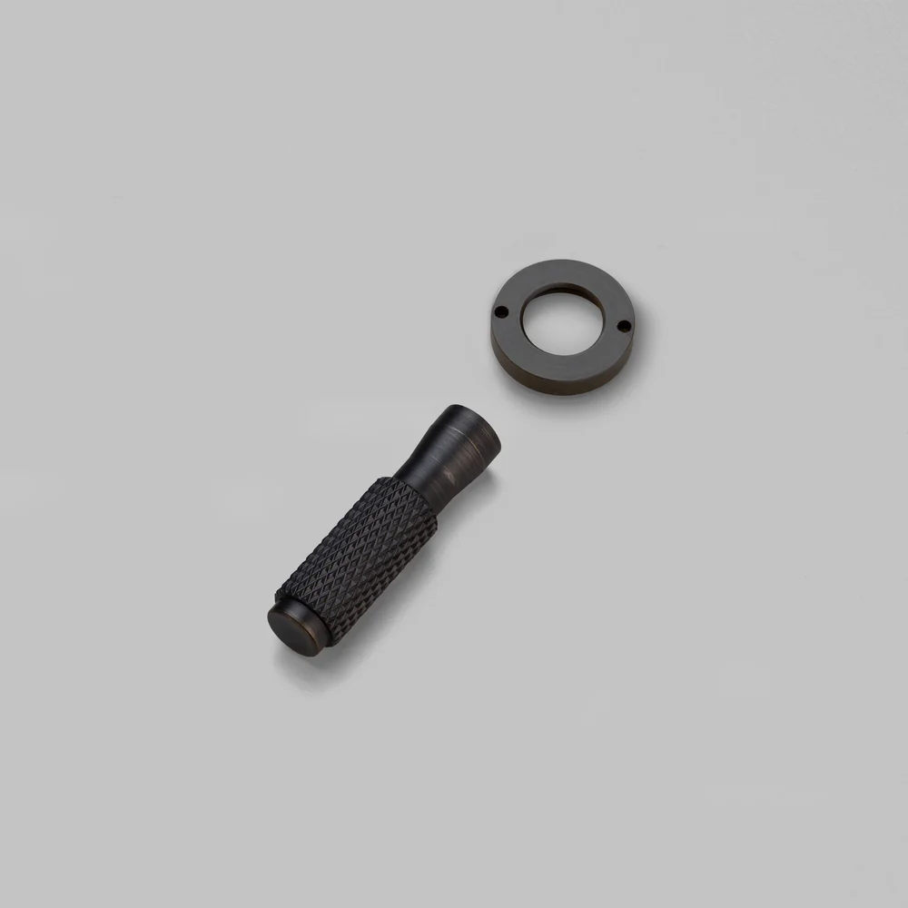 Buster & Punch - Detail Kit Toggle Cross - Smoked Bronze Finish
