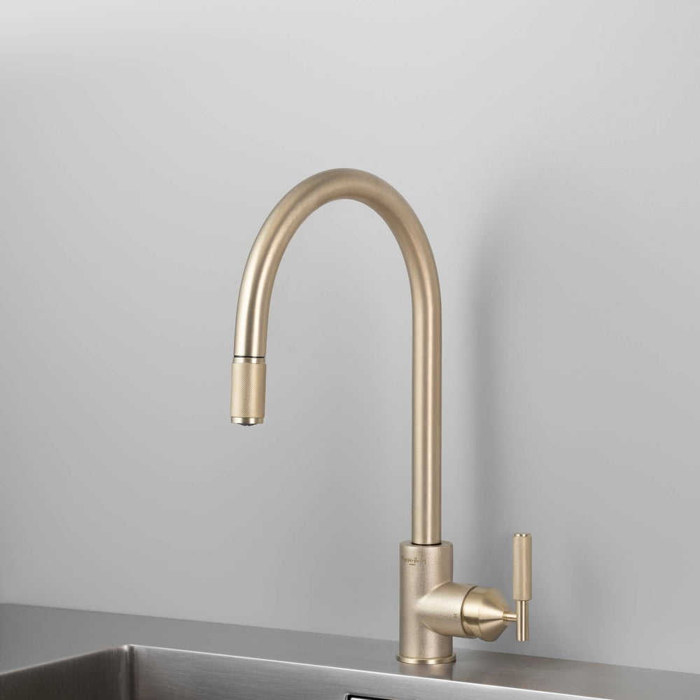 Buster & Punch - UK Kitchen Tap Cross - Pull-Out Mixer - Brass