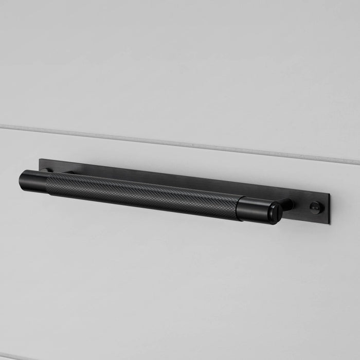 Buster & Punch - Pull Bar Cross - Plate - Black - Small