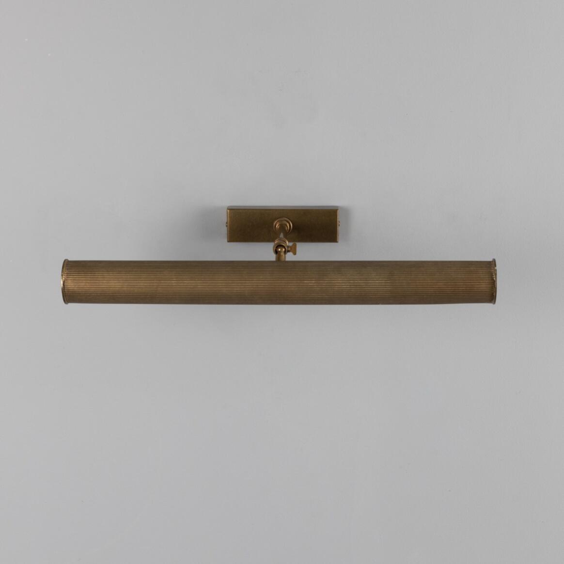 Mullan - Cambridge Adjustable Reeded Brass Picture Light 50.5cm IP20 - Antique Brass Finish