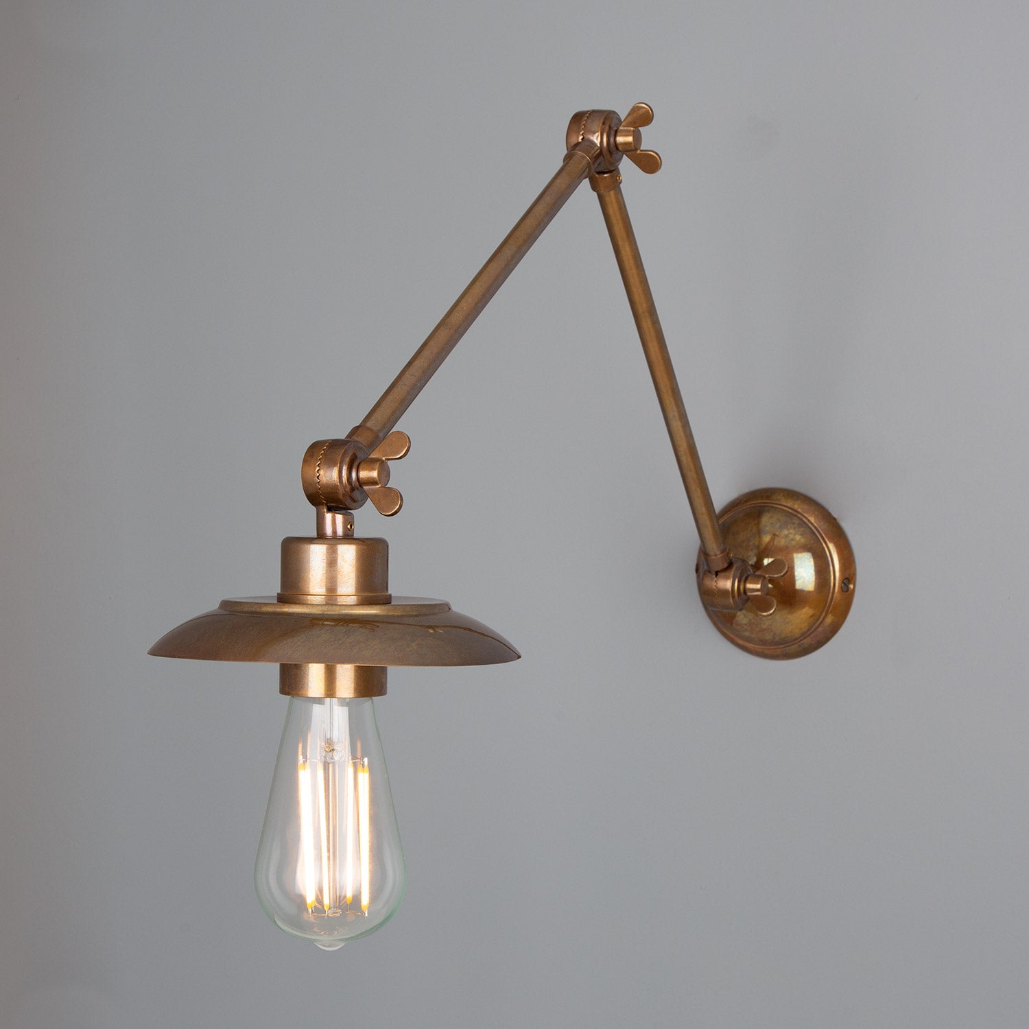 Mullan - Reznor Vintage Adjustable Arm Bare Bulb Picture Light 72cm IP20 - Antique Brass Finish