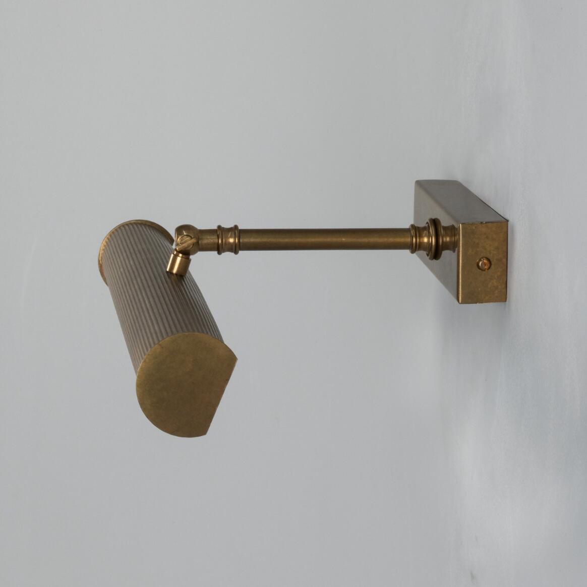 Mullan - Cambridge Adjustable Reeded Brass Picture Light 35.5cm IP20 - Antique Brass Finish