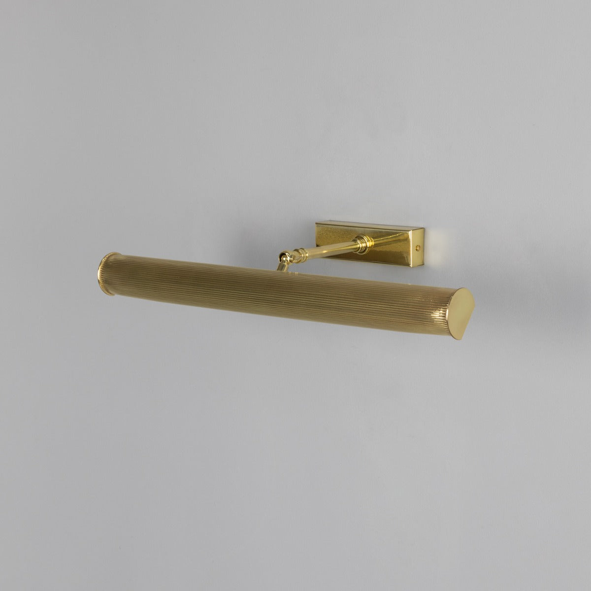 Mullan - Cambridge Adjustable Reeded Brass Picture Light 50.5cm IP20 - Polished Brass Finish