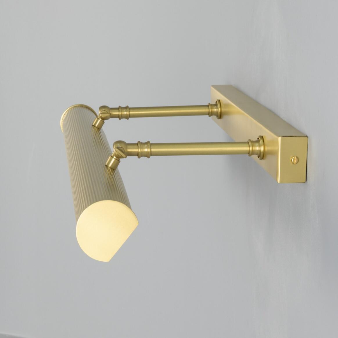 Mullan - Cambridge Adjustable Reeded Brass Picture Light 60.5cm IP20 - Satin Brass Finish