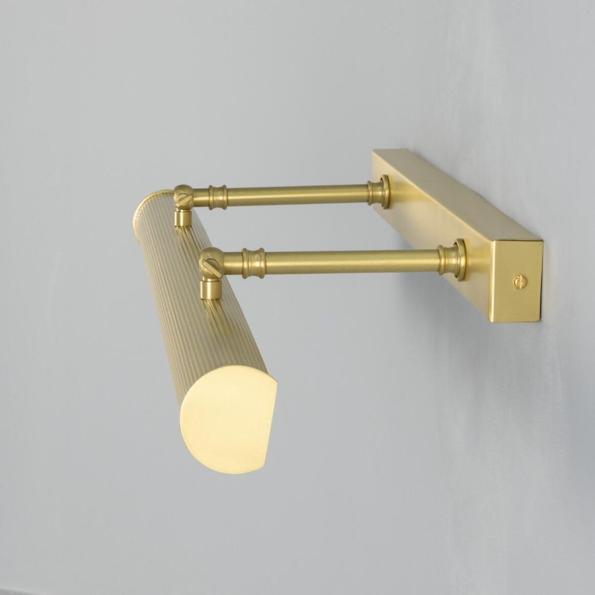Mullan - Cambridge Adjustable Reeded Brass Picture Light 60.5cm IP20 - Satin Brass Finish