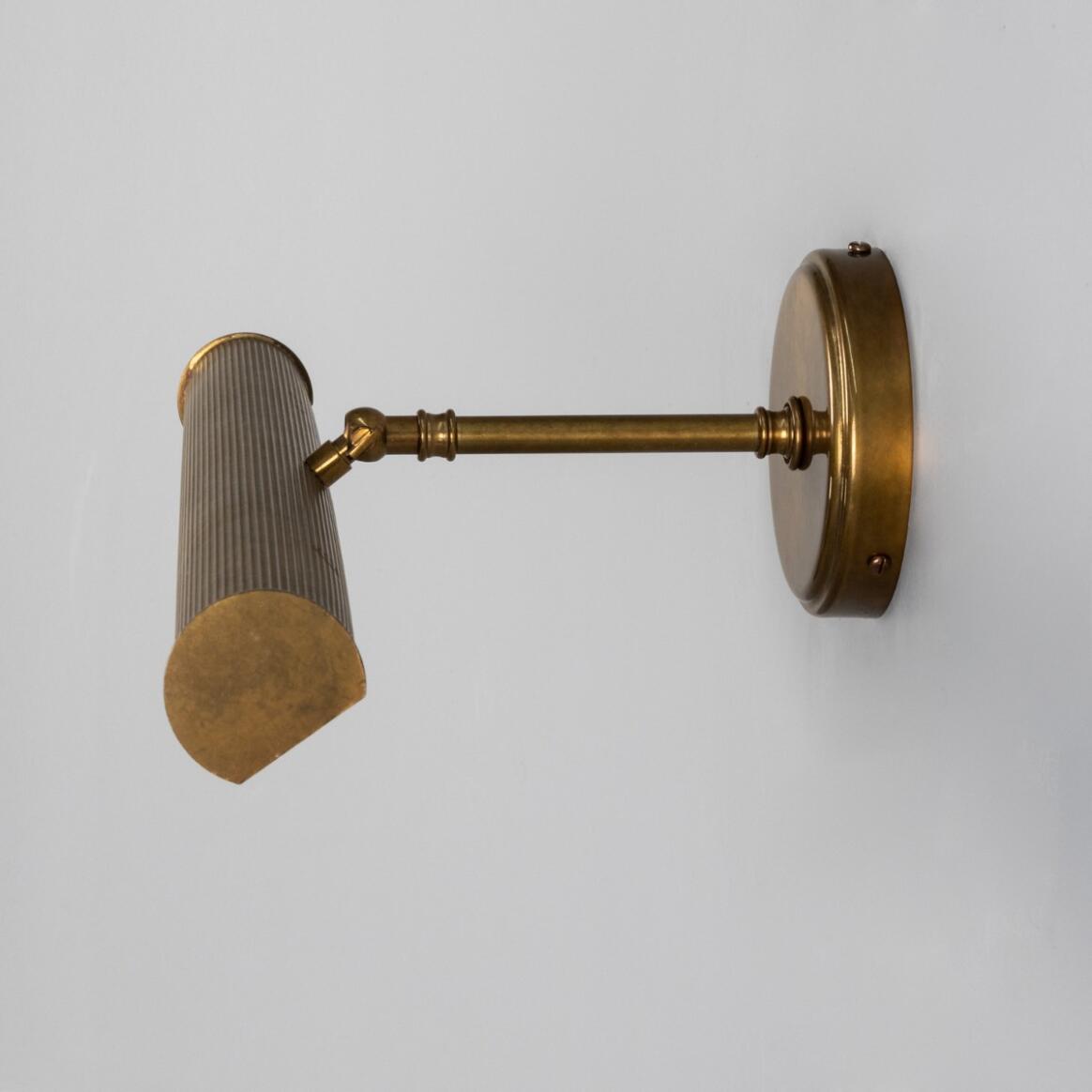 Mullan - Bilbury Adjustable Reeded Brass Picture Light 50.5cm IP20 - Antique Brass Finish