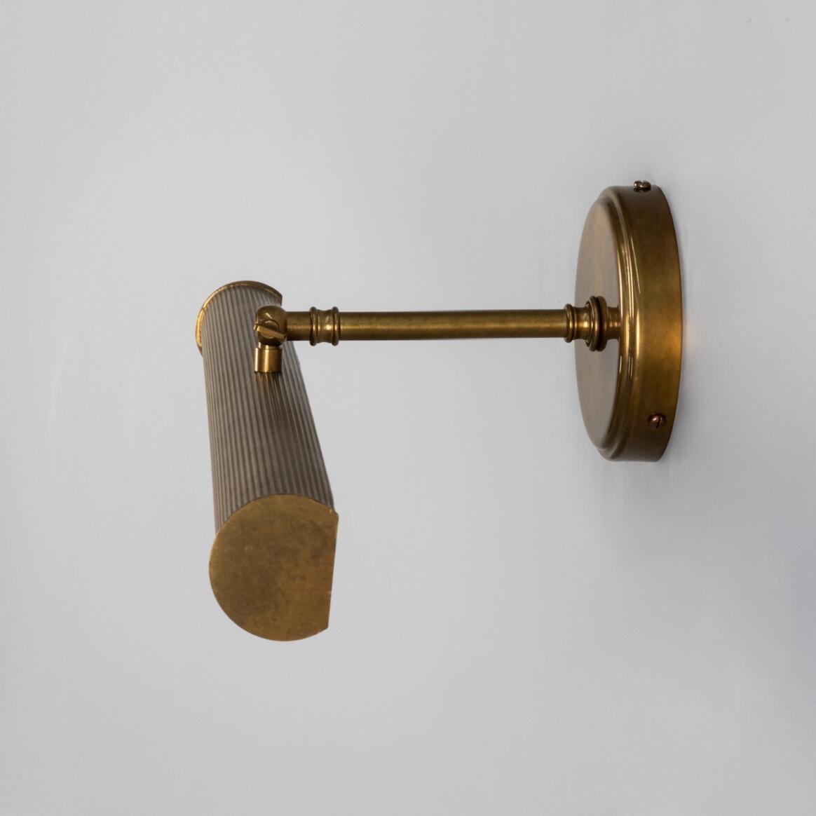 Mullan - Bilbury Adjustable Reeded Brass Picture Light 50.5cm IP20 - Antique Brass Finish