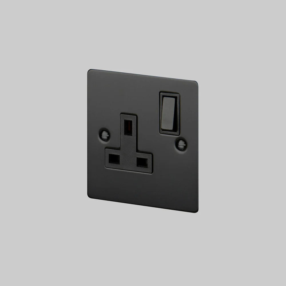 Buster & Punch 1G UK Plug Socket - 1G - Black