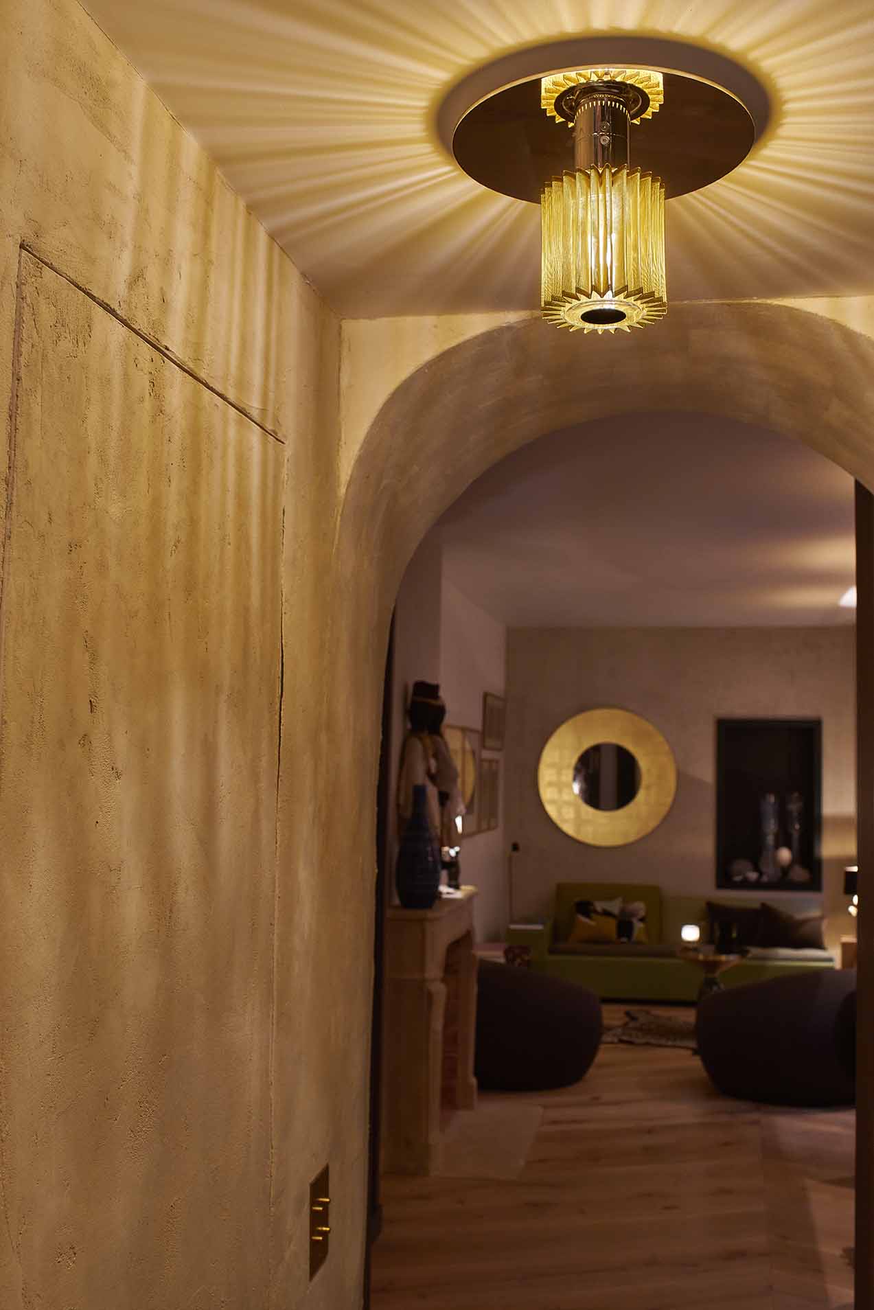 15_ITS_270_WALL_GOLD_GOLD