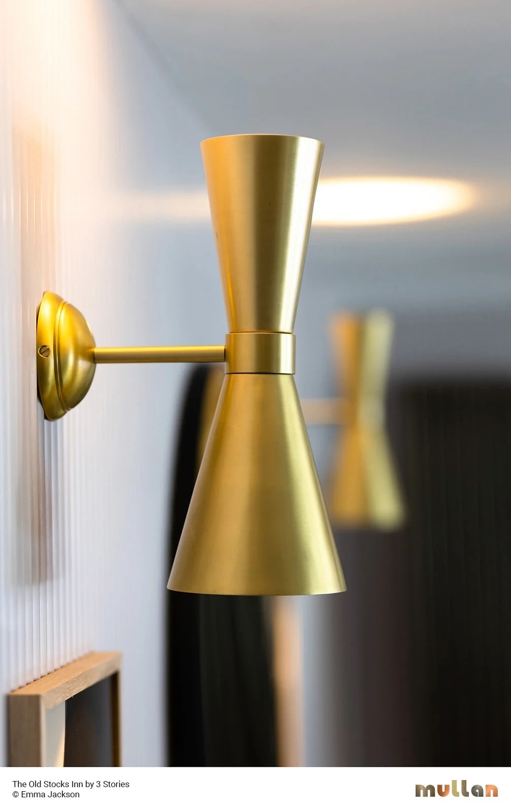 mlwl229-3stories-the-old-stocks-inn-2-min