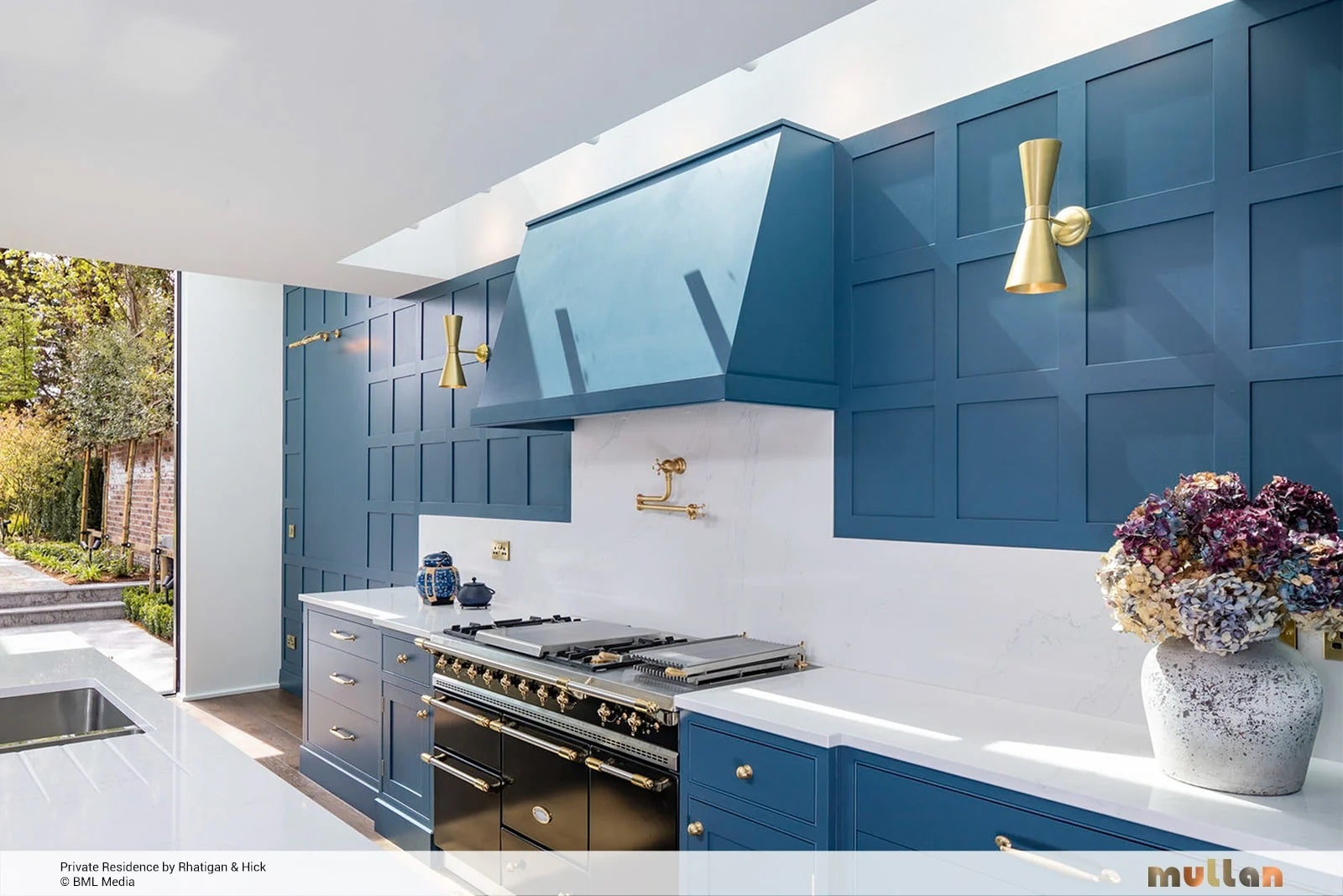 mlwl229-amias-wall-light-min