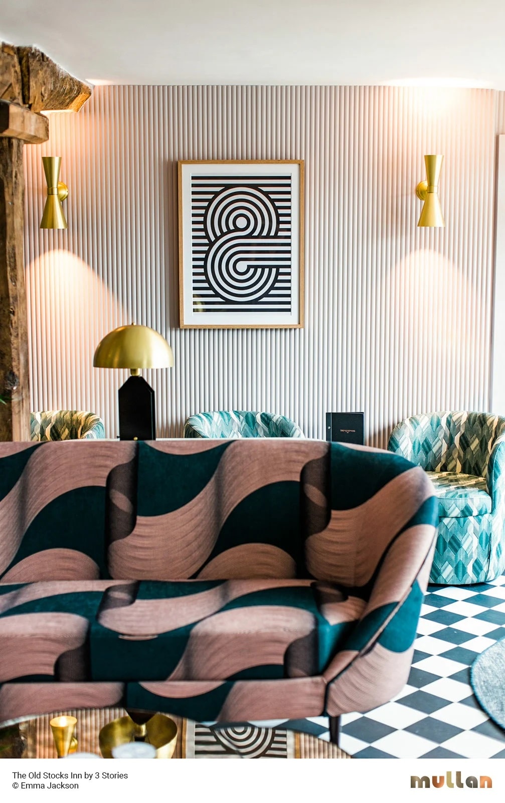 mlwl229-mltl064-3stories-the-old-stocks-inn-3-min